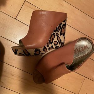 Leopard print wedge heel sandal